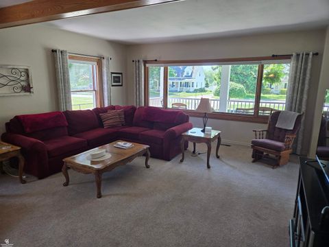 Tiny photo for 402 Park Avenue, Yale City, MI 48097 (MLS # 58050209524)