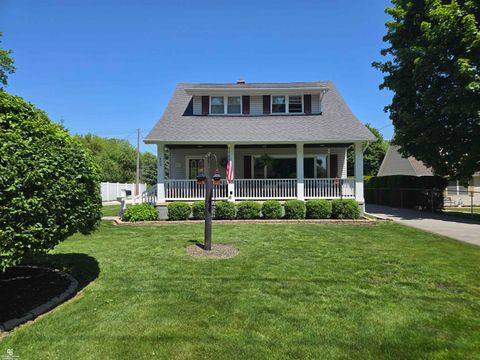 Tiny photo for 402 Park Avenue, Yale City, MI 48097 (MLS # 58050209524)