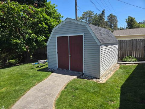 Tiny photo for 402 Park Avenue, Yale City, MI 48097 (MLS # 58050209524)