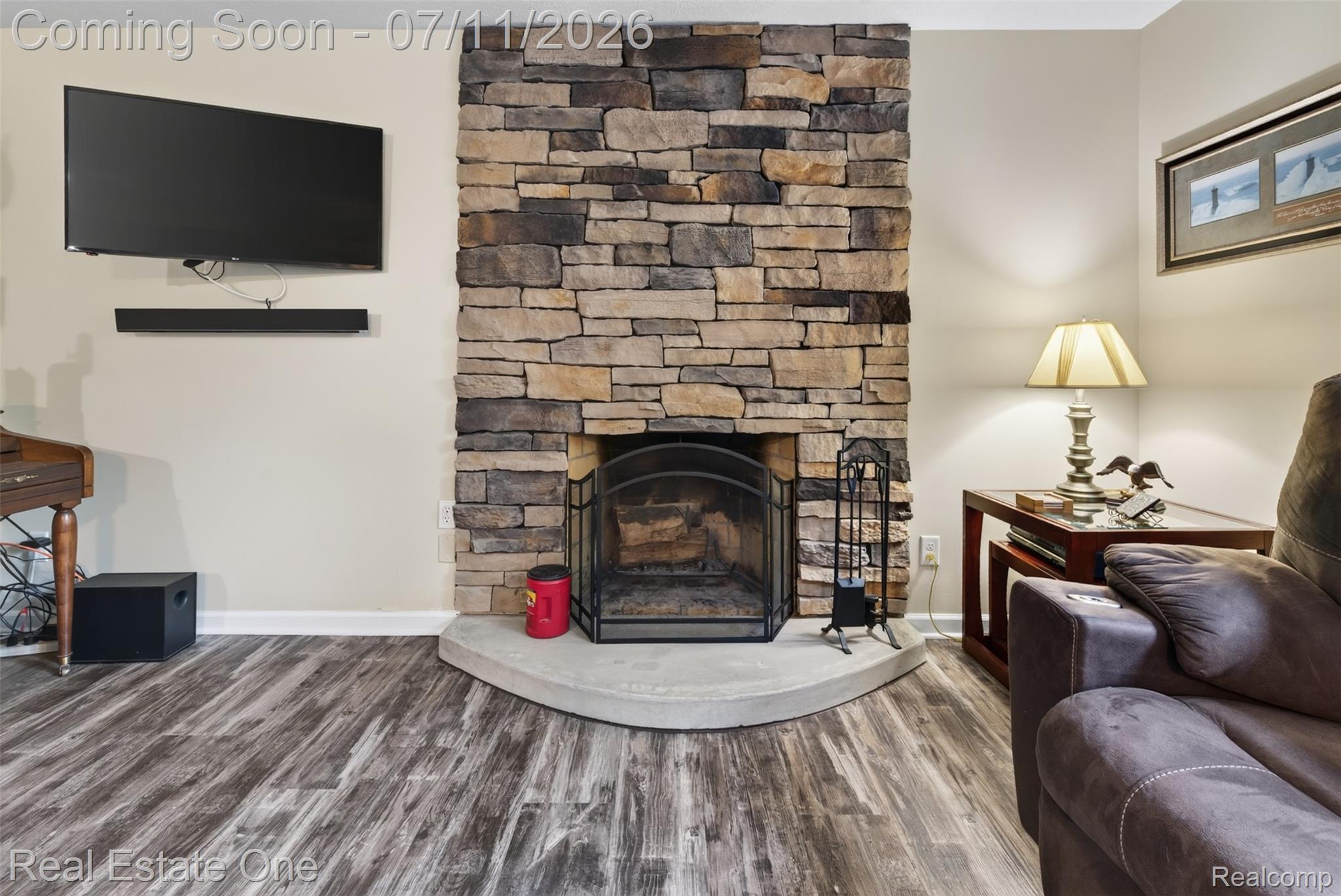 8923 Ash Drive