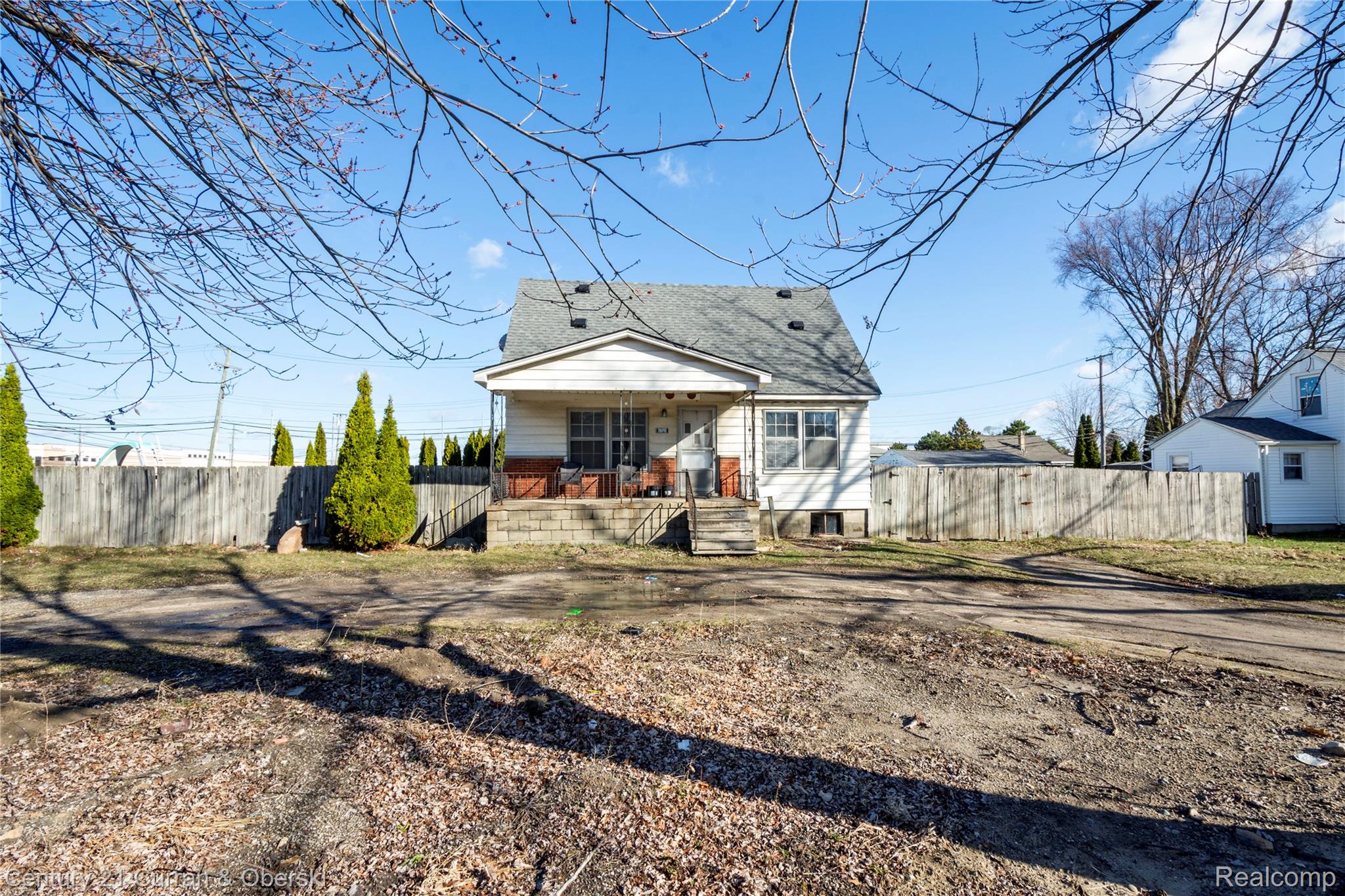 1721 E Woodward Heights Boulevard