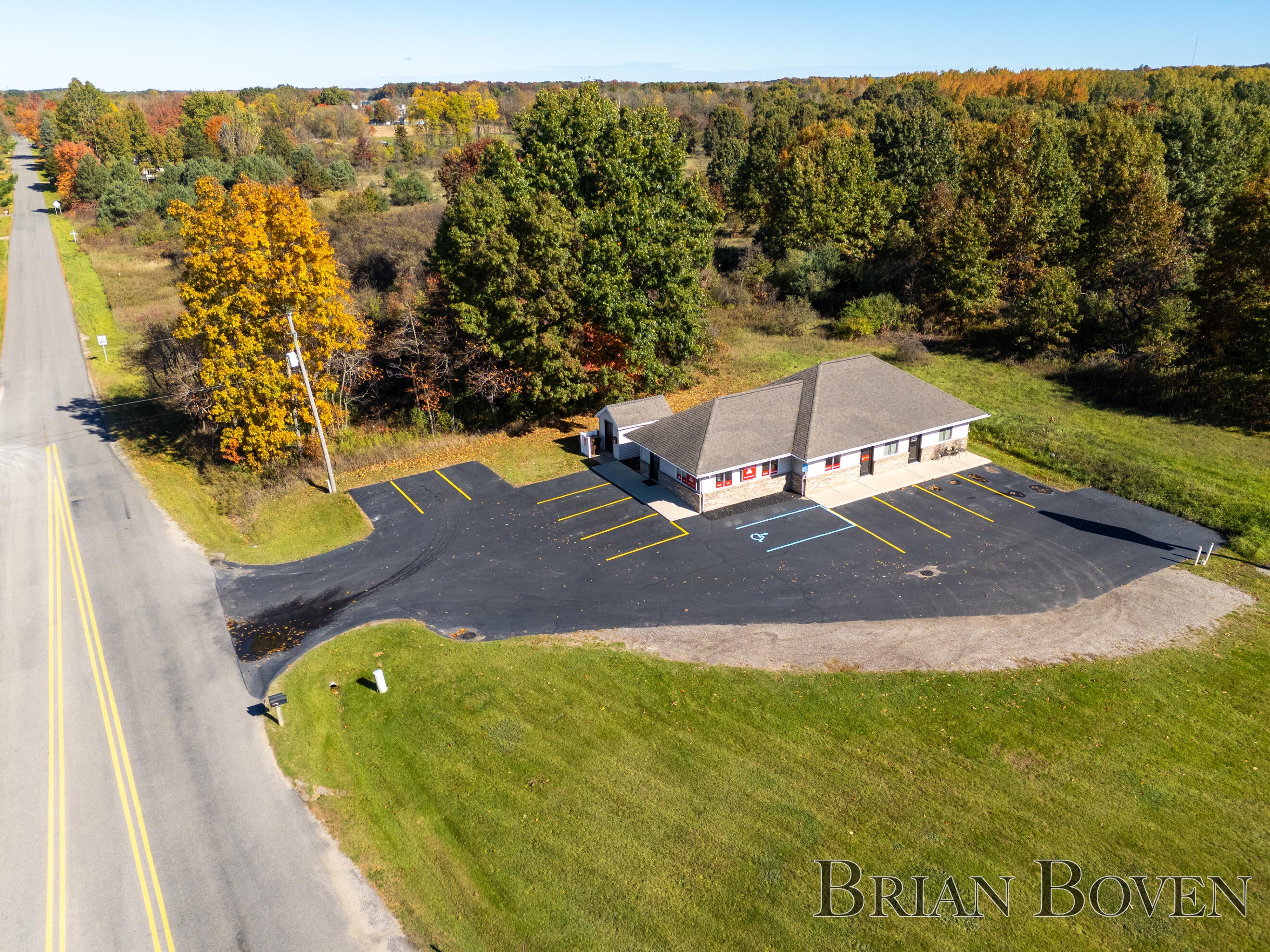 4235 14 Mile Road NE