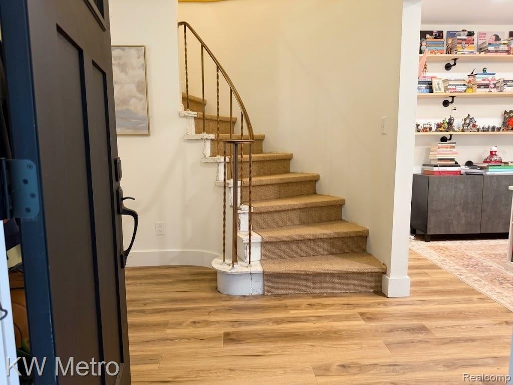 1476 Chanticlair Circle