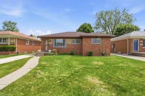 Photo of 21630 Westhampton Street, Oak Park City, MI 48237 (MLS # 81026024642)