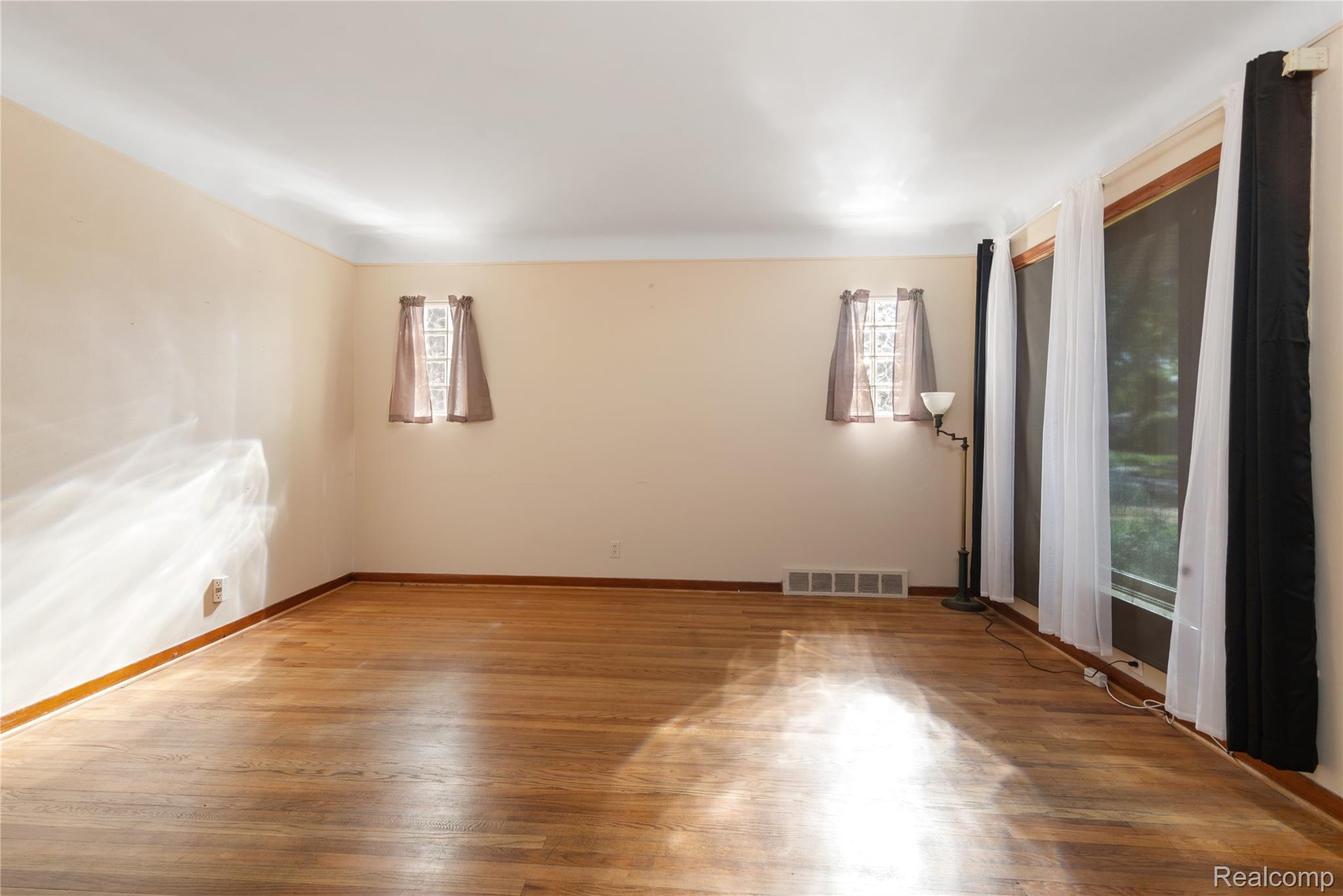 19242 Eastborne Street