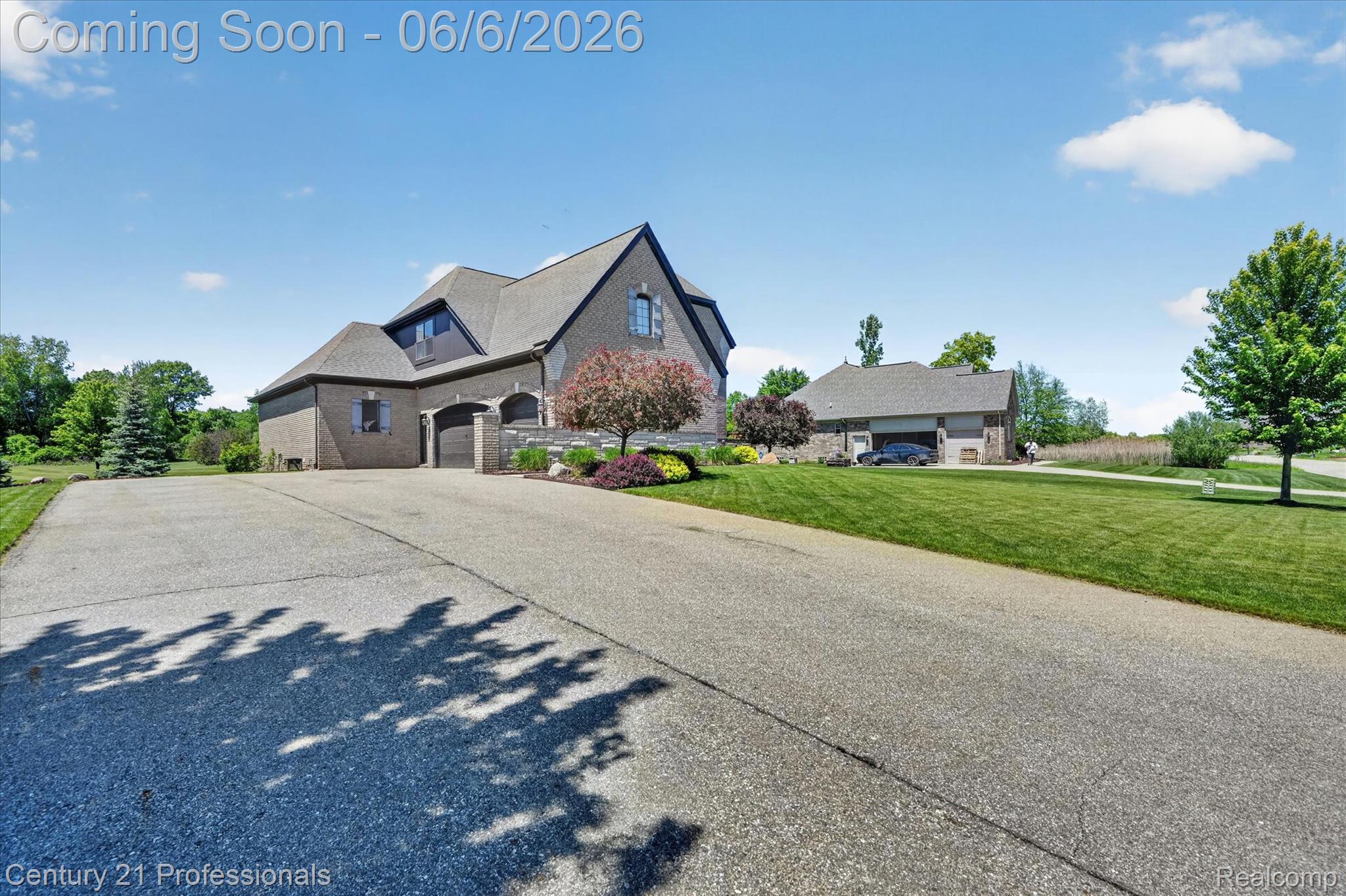 2212 Heidi Drive