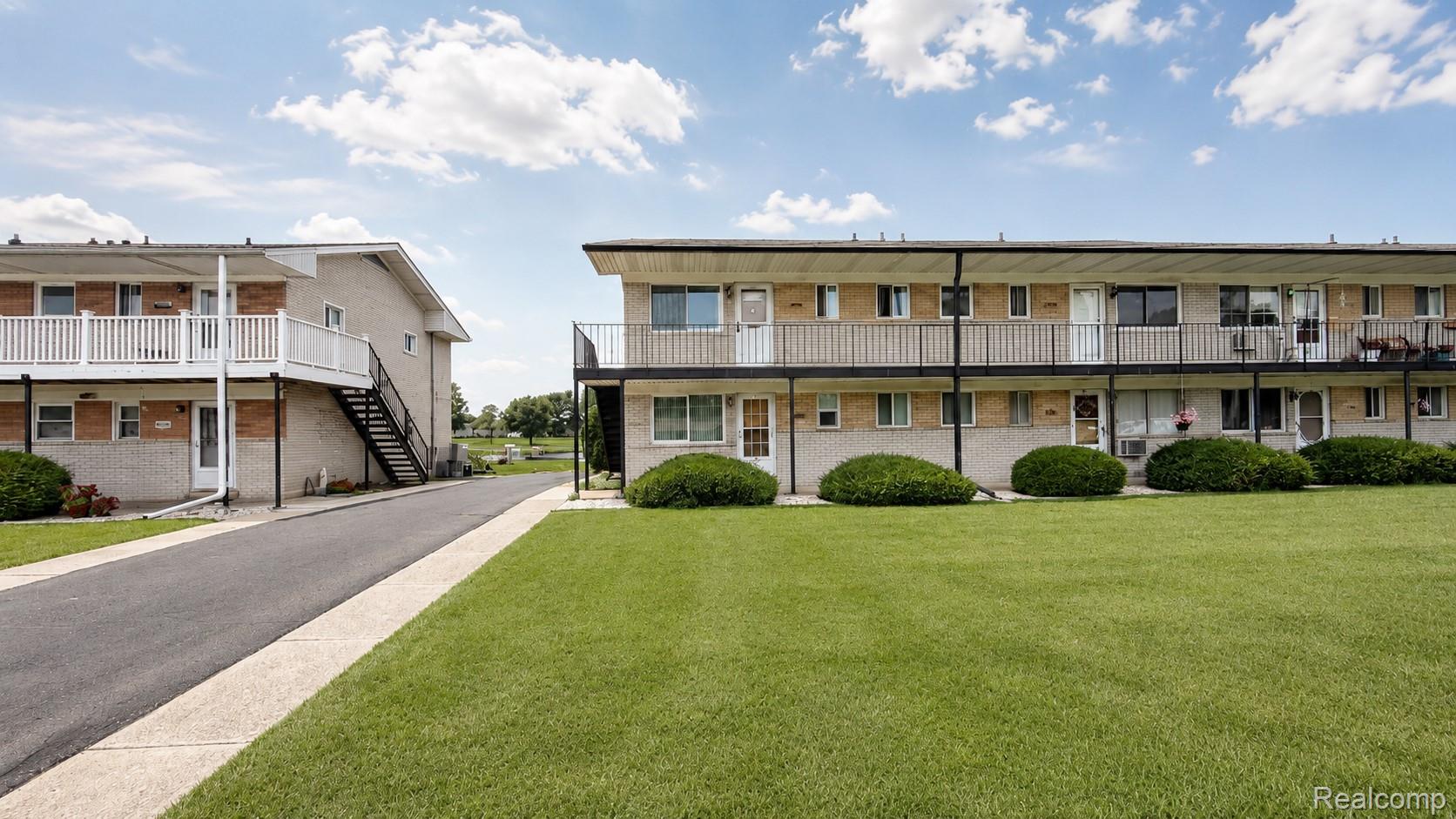 26945 Milford Road 34