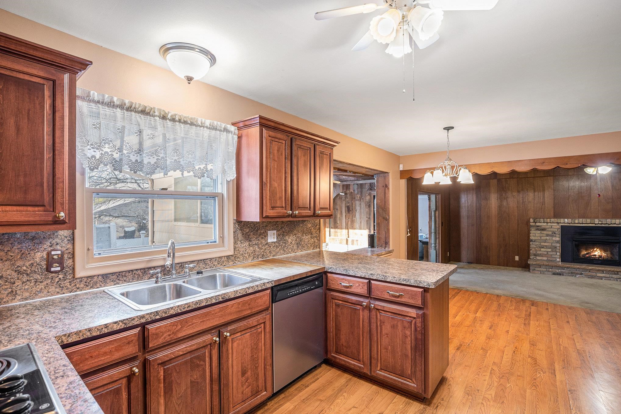 1384 Wagon Wheel Lane