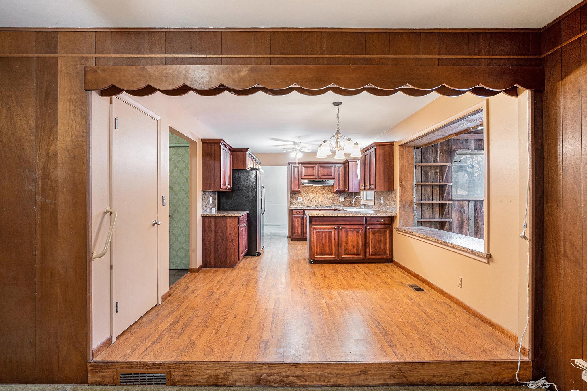 1384 Wagon Wheel Lane