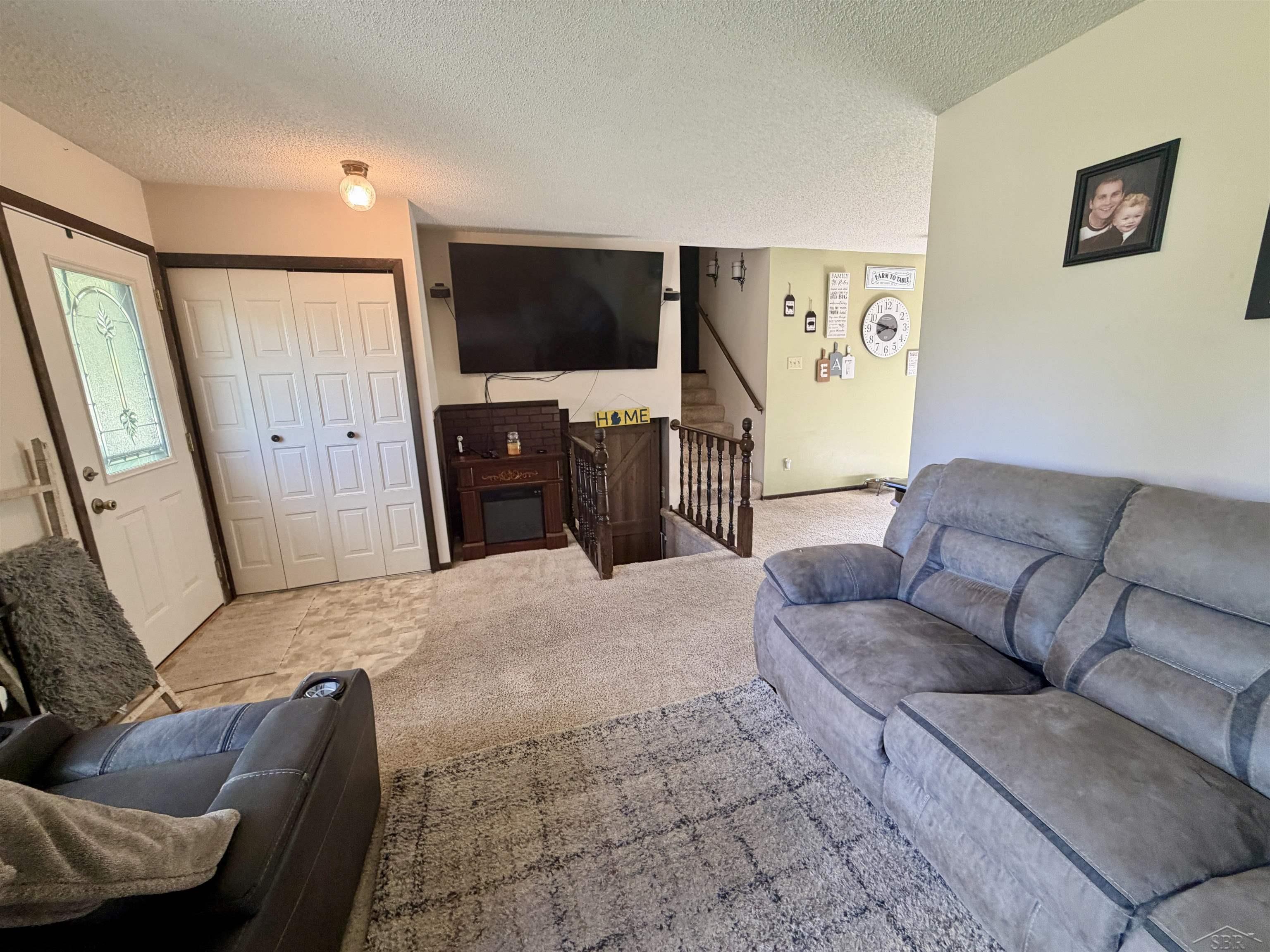 4132 Meadowbrook Drive