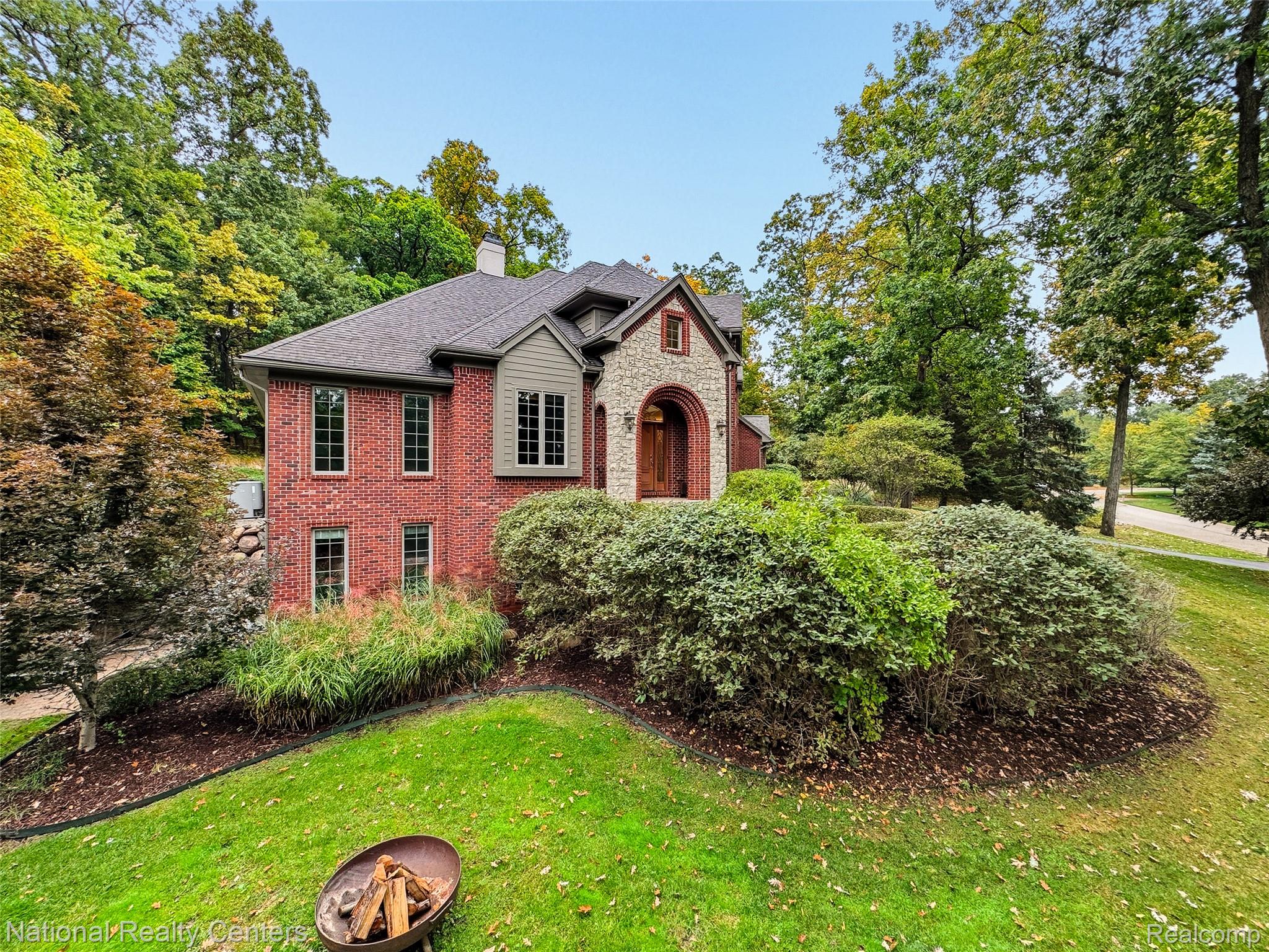 5010 Forest Valley Drive