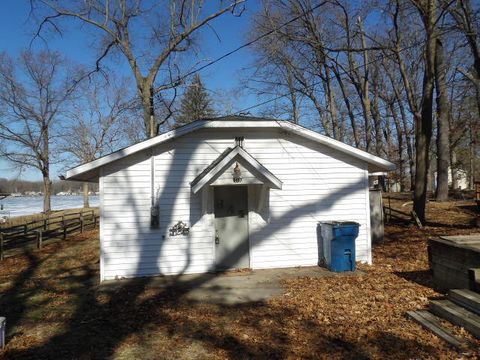 1417 Onagon Beach Emmett Charter Township MI 49014