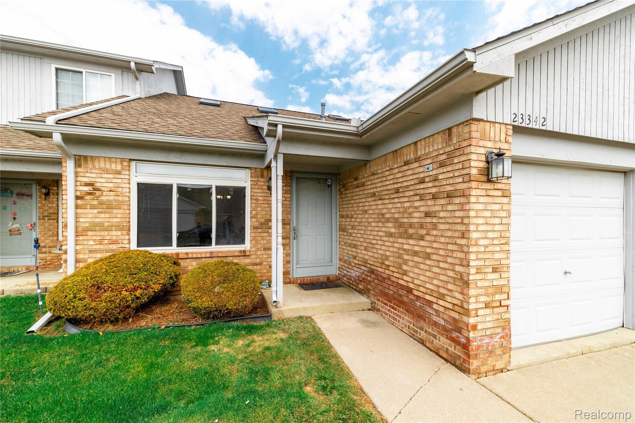 23342 Stiles Court