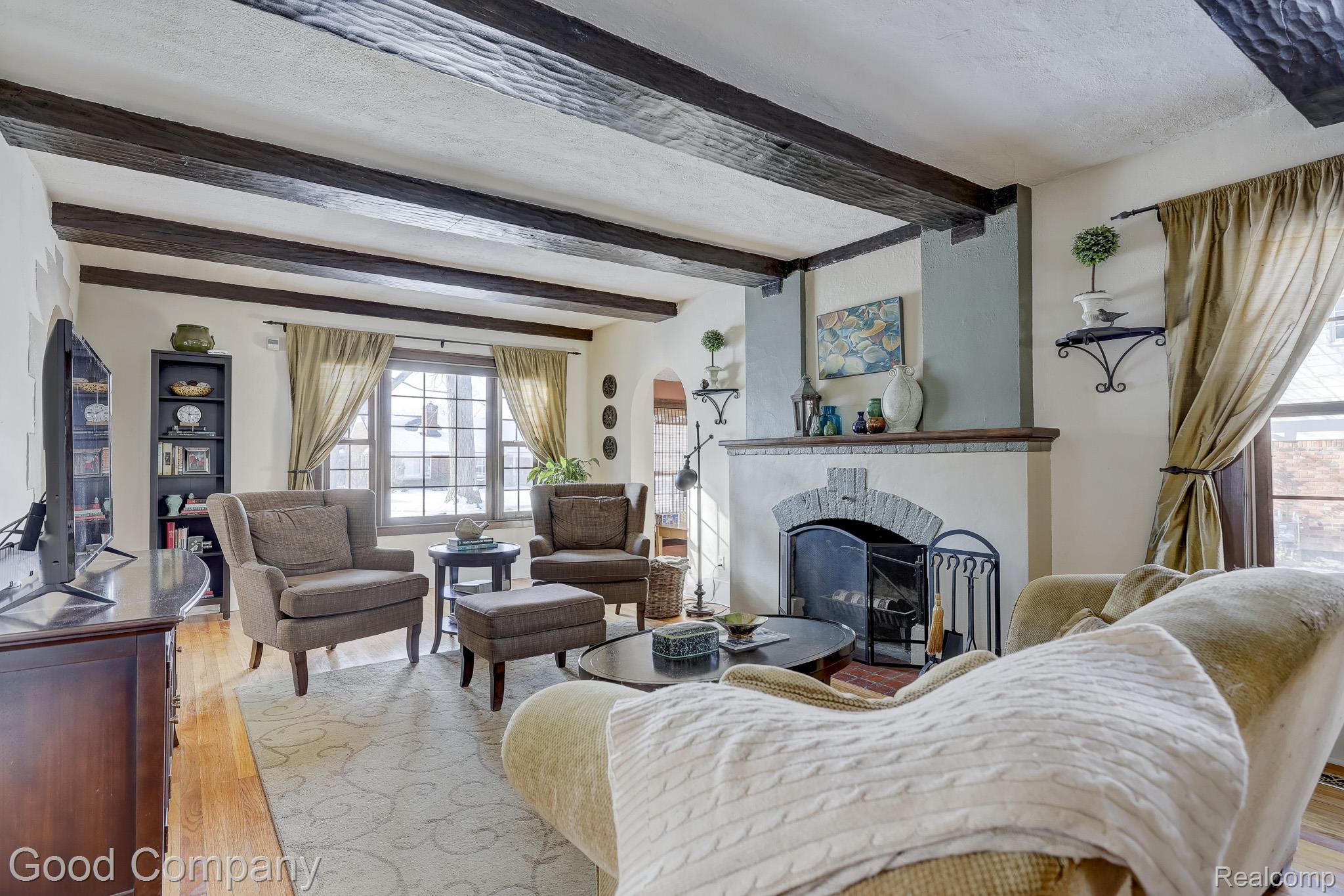 18930 Hillcrest Street