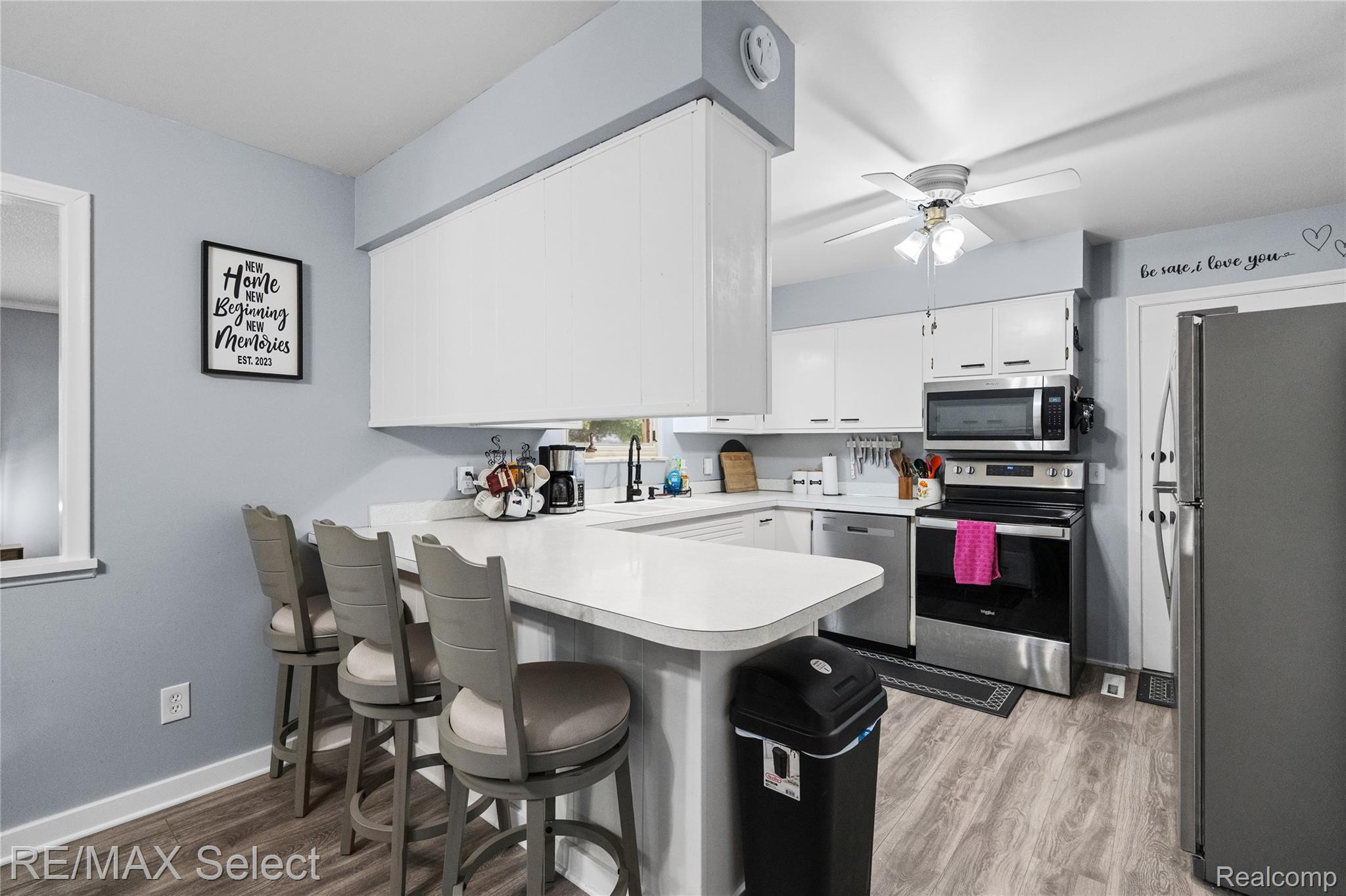 7439 Ironwood Drive