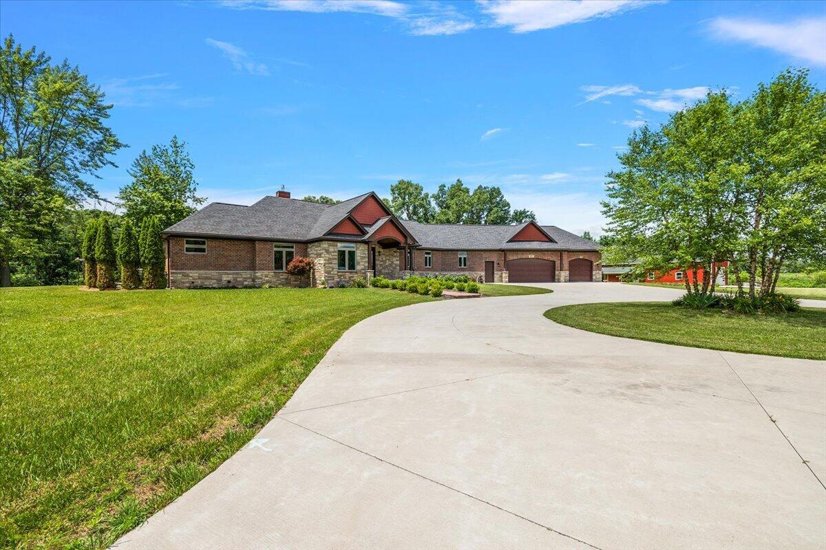 596 S Parker Road