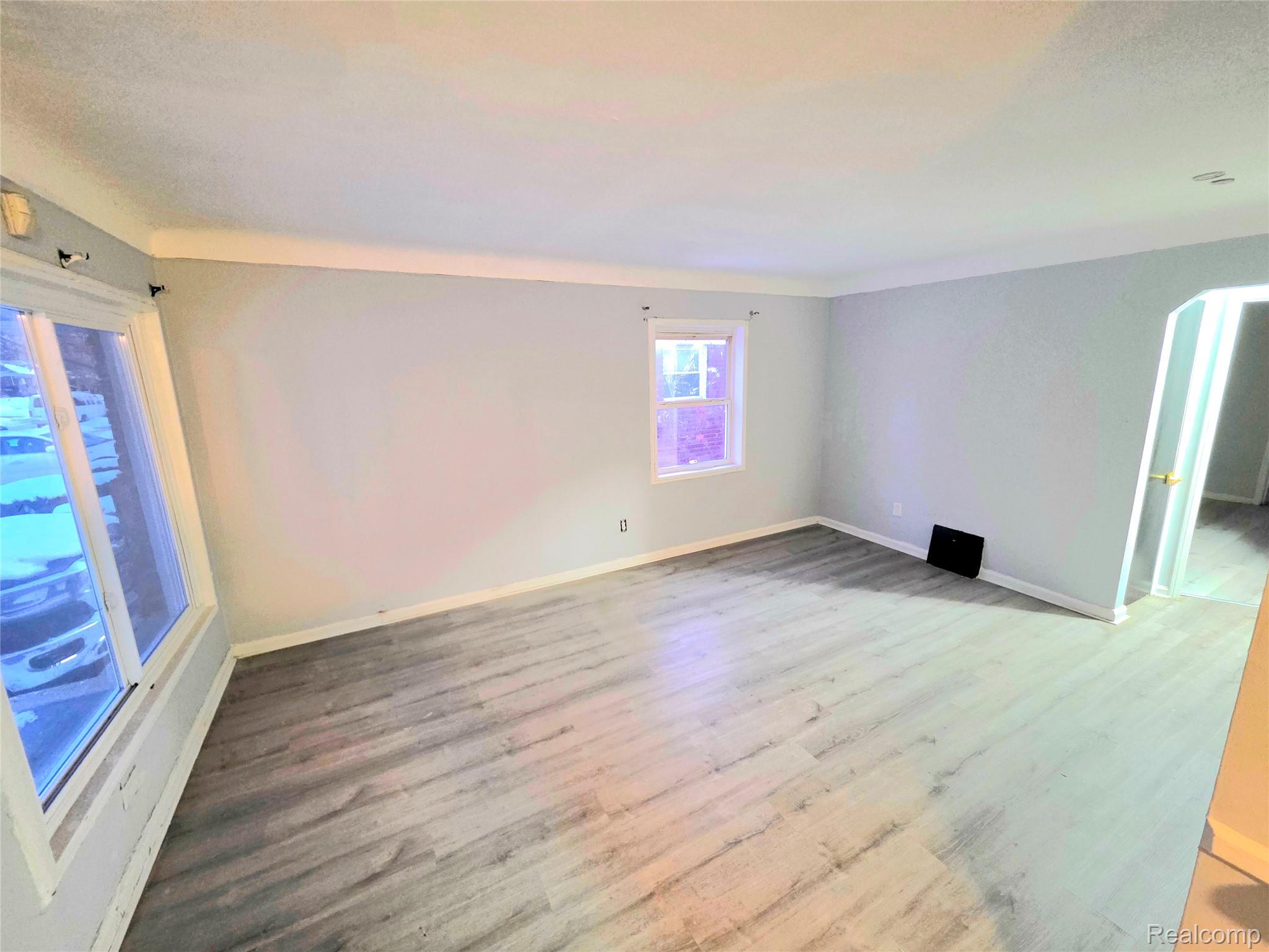 12083 Stahelin Avenue