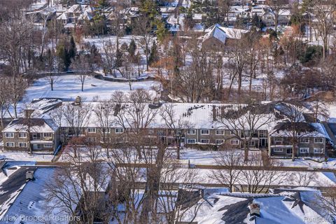 1115 N Old Woodward  #76 Avenue Birmingham City MI 48009