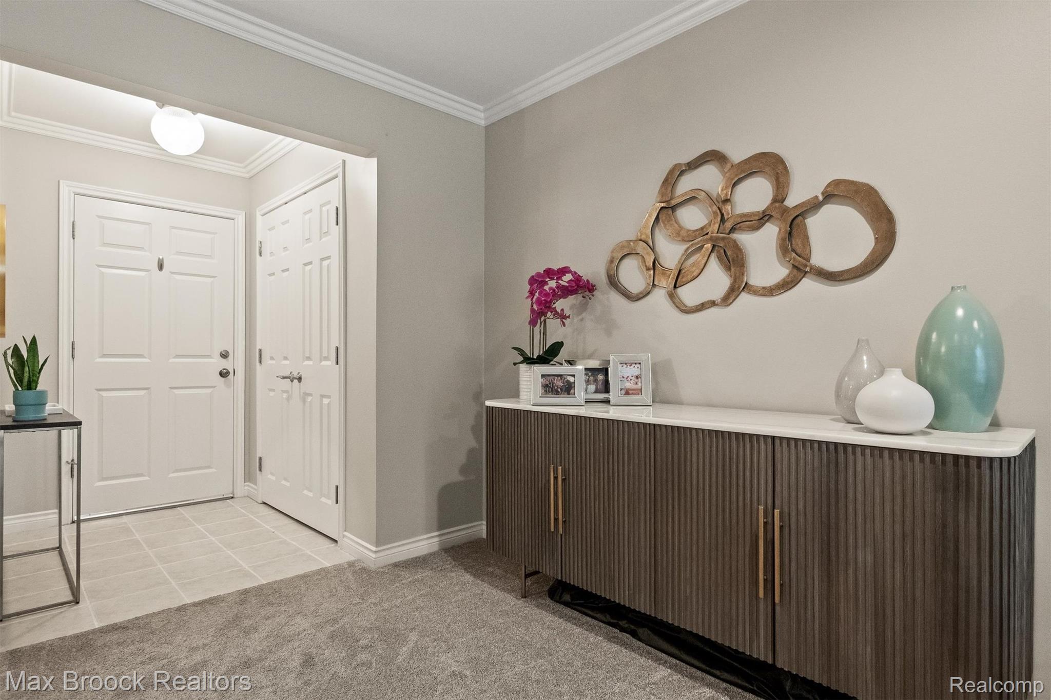 1115 N Old Woodward  #76 Avenue