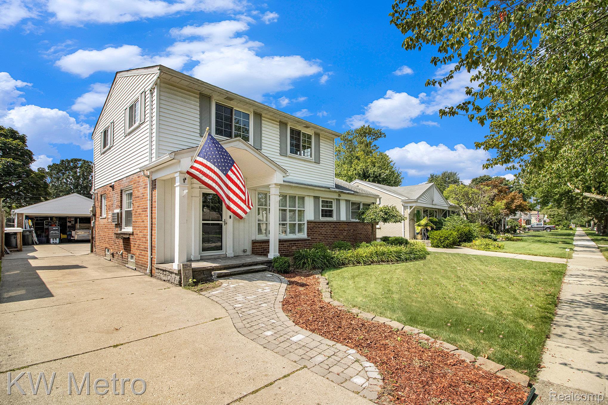 22948 Lingemann Street