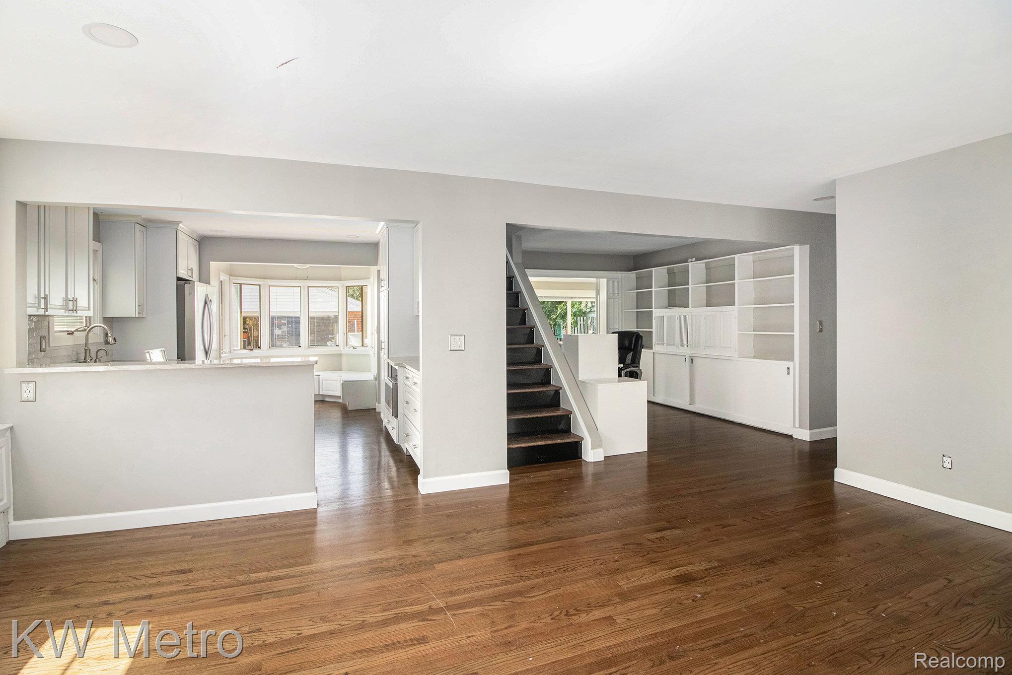 22948 Lingemann Street