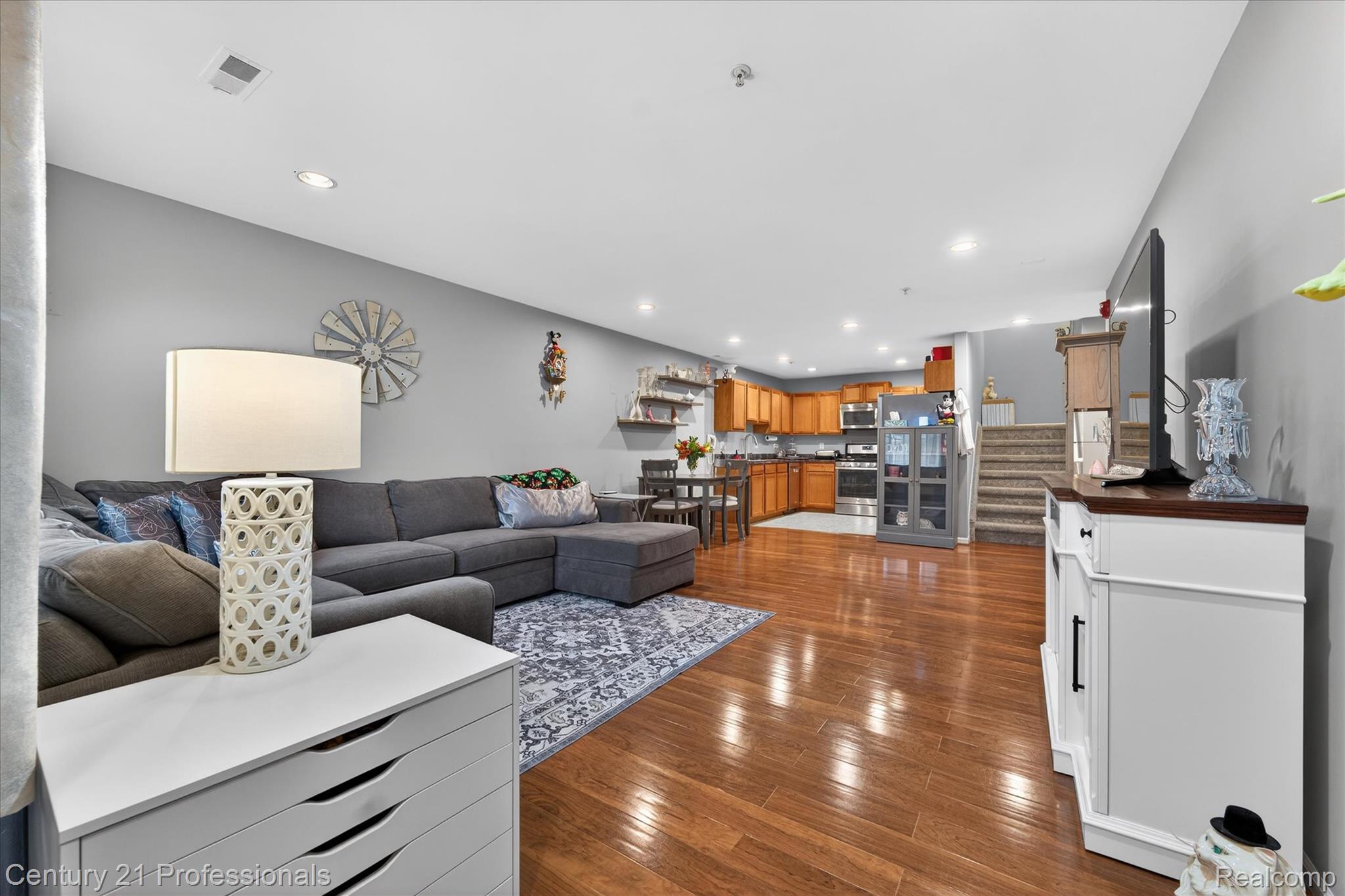 45555 Hidden View Court 6 Mile Rd