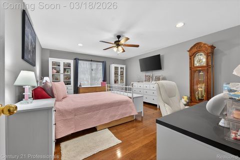 Tiny photo for 45555 Hidden View Court #6 Mile Rd, Utica City, MI 48315 (MLS # 20261015613)