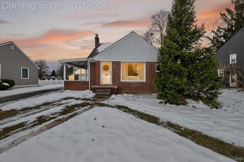 316 Isbell Street Howell City MI 48843