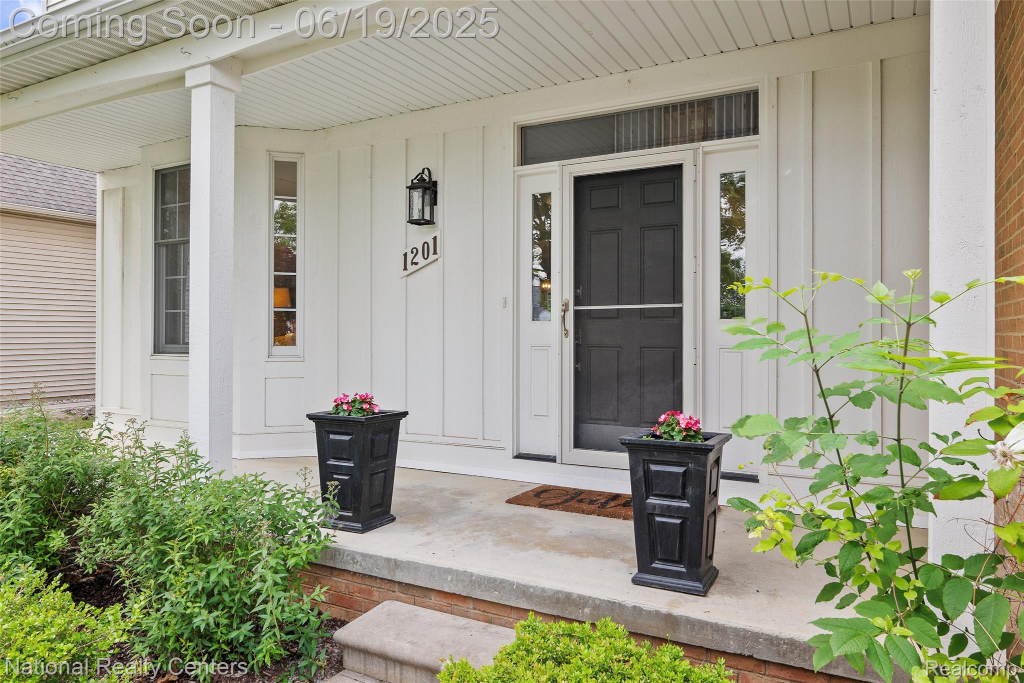 1201 Corral Lane