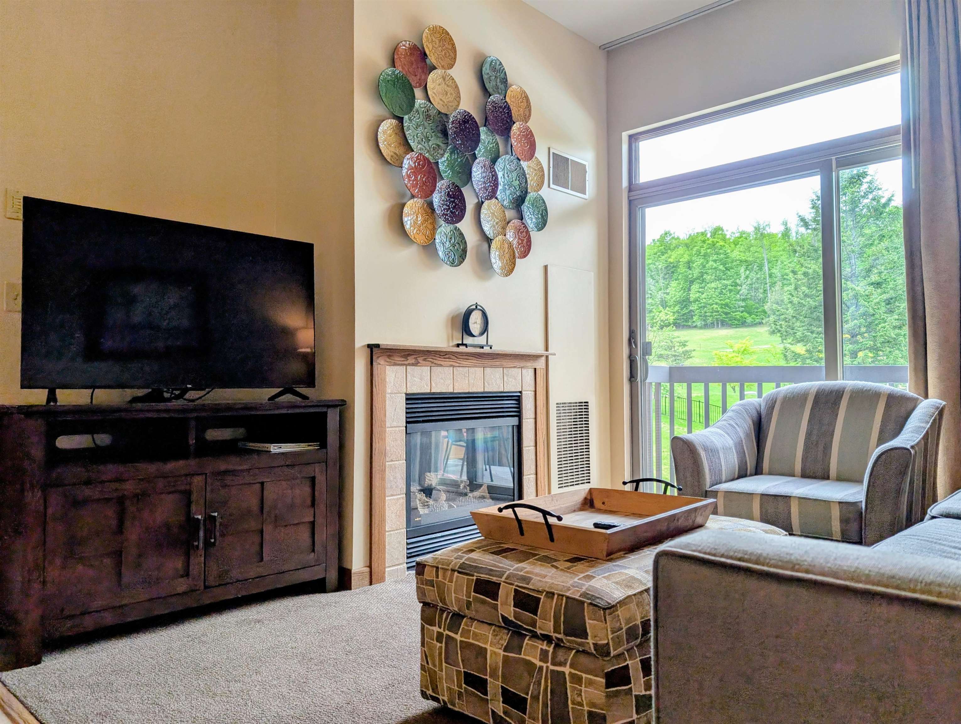 2400 Troon South