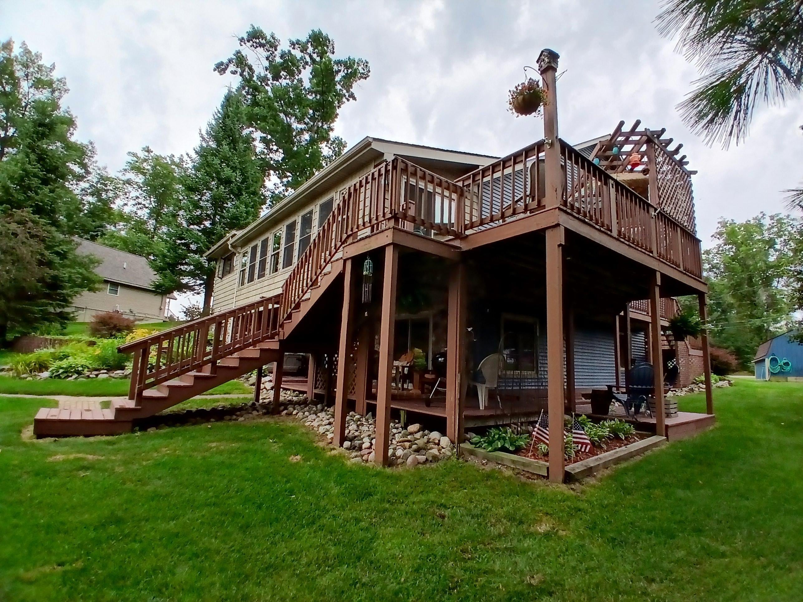 1819 Indianwood Trail