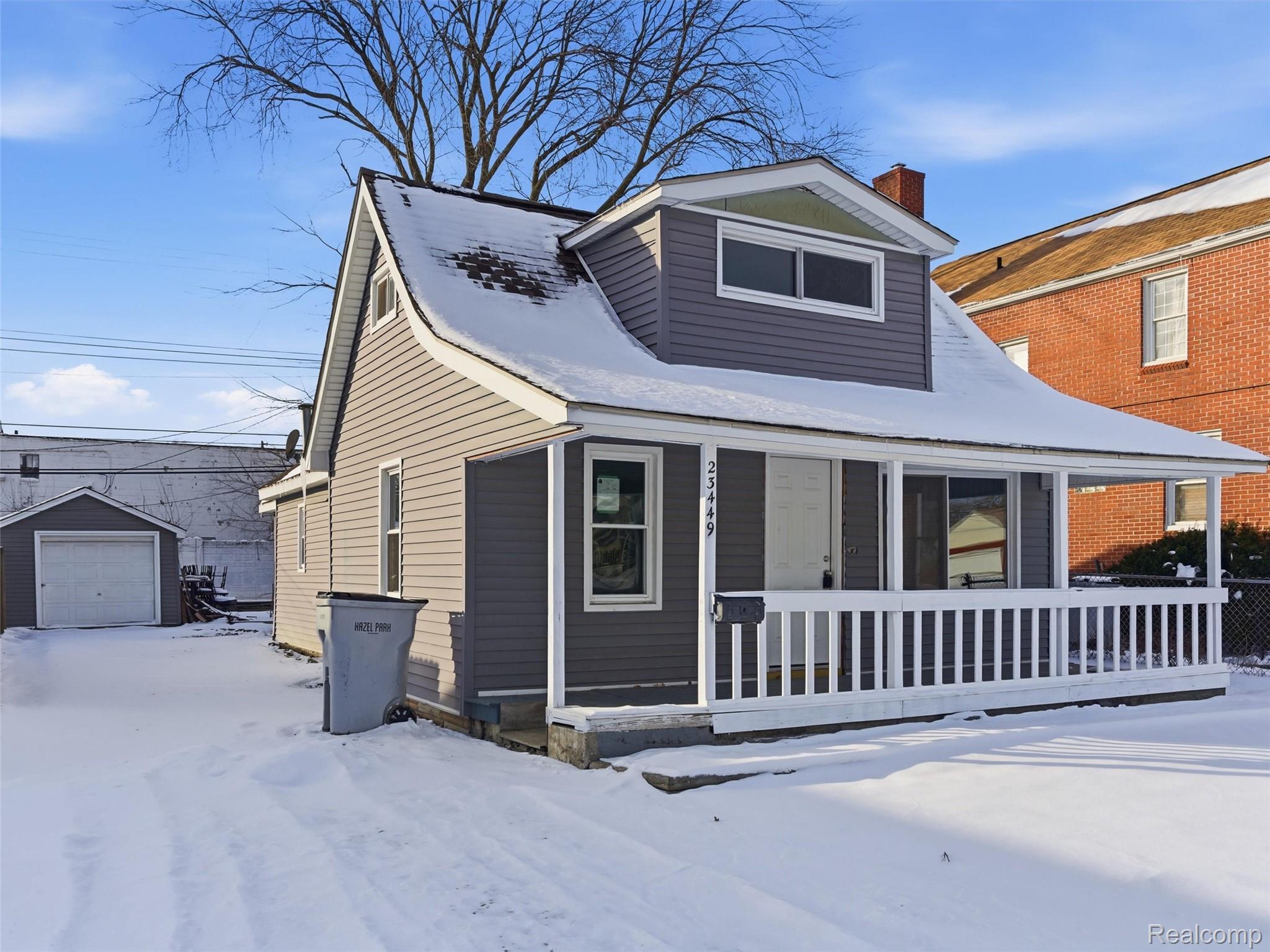 23449 Carlisle Avenue