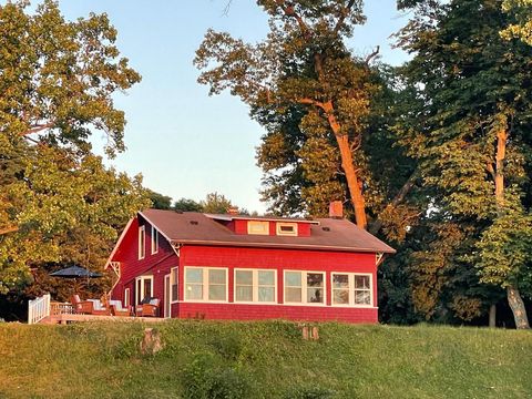 44096 Woodman Drive Paw Paw Township MI 49079