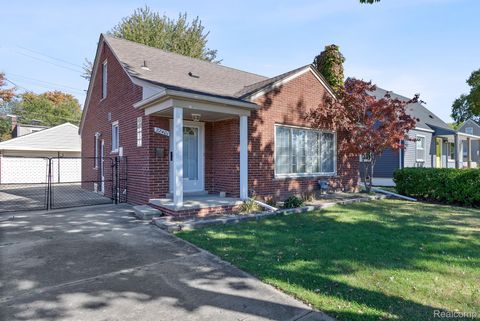 22401 Alger Street St Clair Shores City MI 48080