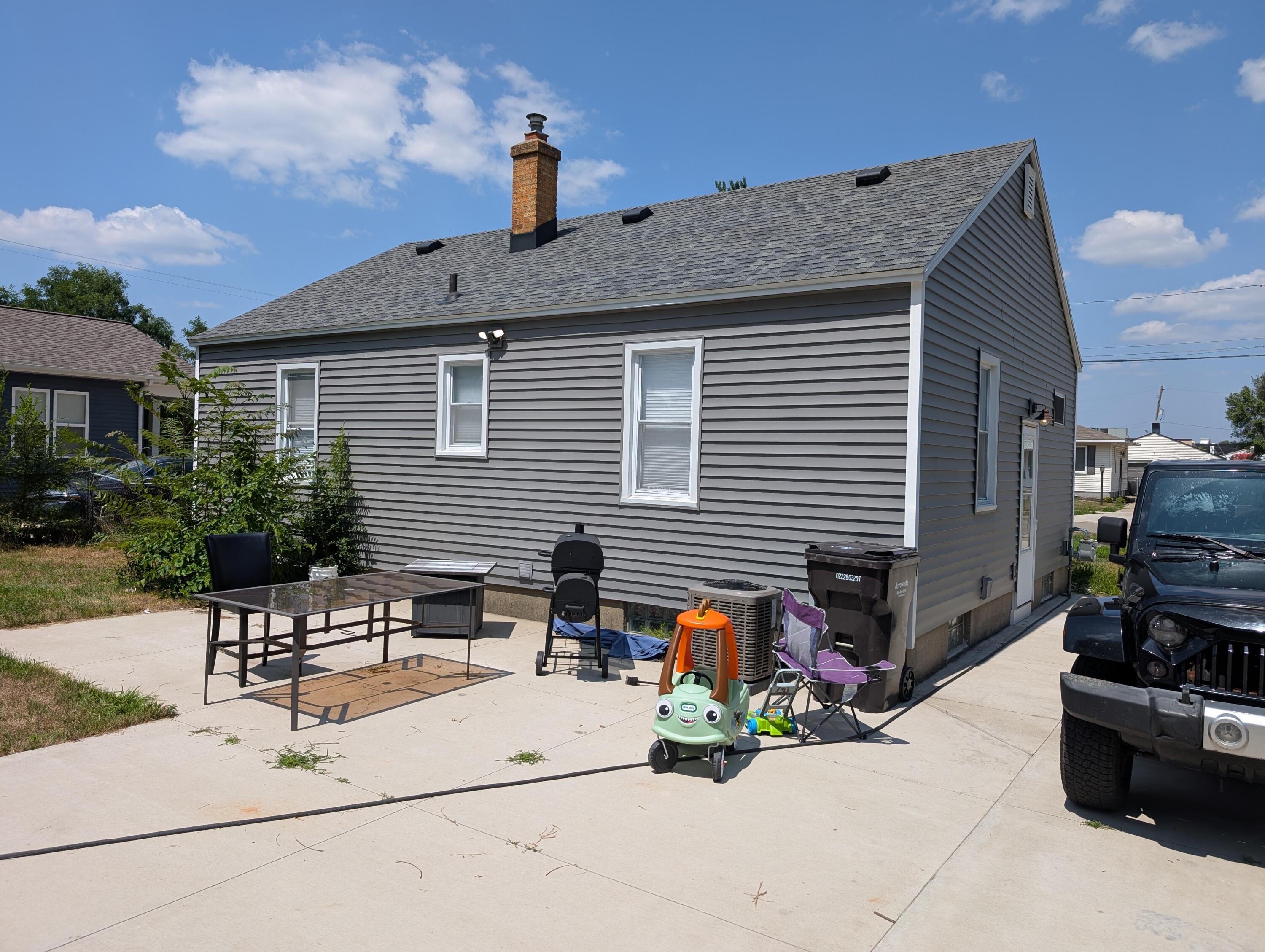 154 Wadswoth Street SW