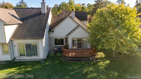 Tiny photo for 2588 Maple Forest Court, Wixom City, MI 48393 (MLS # 20251044900)