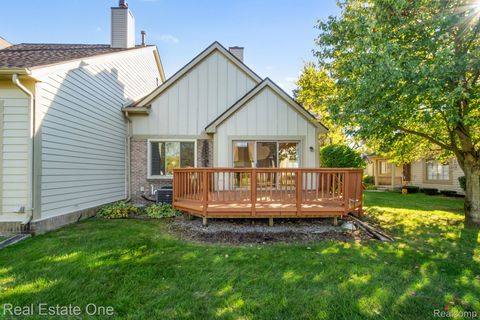 Tiny photo for 2588 Maple Forest Court, Wixom City, MI 48393 (MLS # 20251044900)