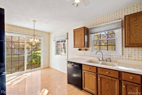 Tiny photo for 2588 Maple Forest Court, Wixom City, MI 48393 (MLS # 20251044900)