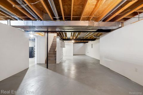 Tiny photo for 2588 Maple Forest Court, Wixom City, MI 48393 (MLS # 20251044900)