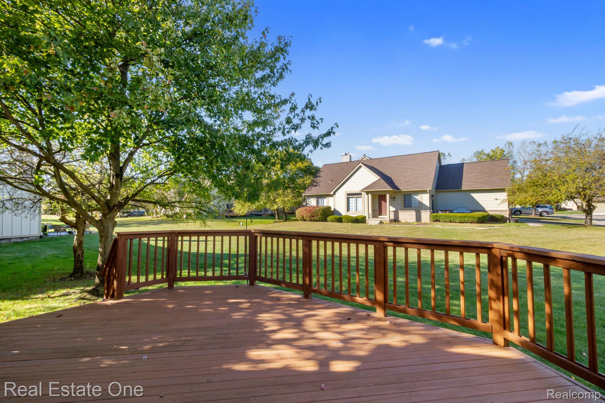 2588 Maple Forest Court