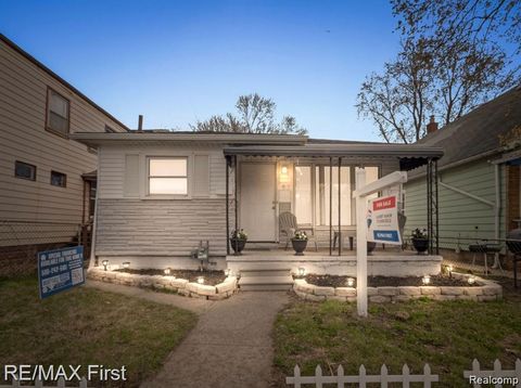 87 E PLEASANT Street River Rouge City MI 48218