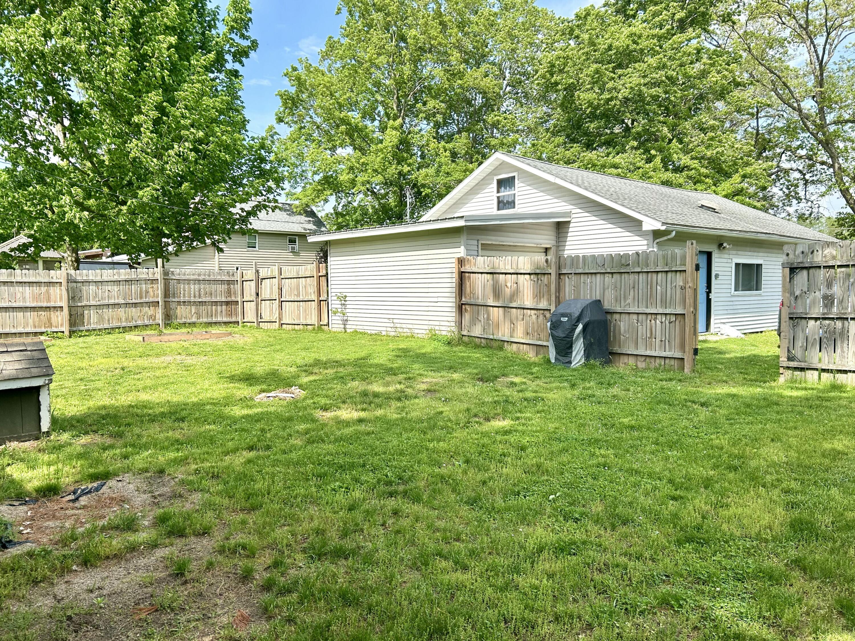 457 S Burr Oak Road
