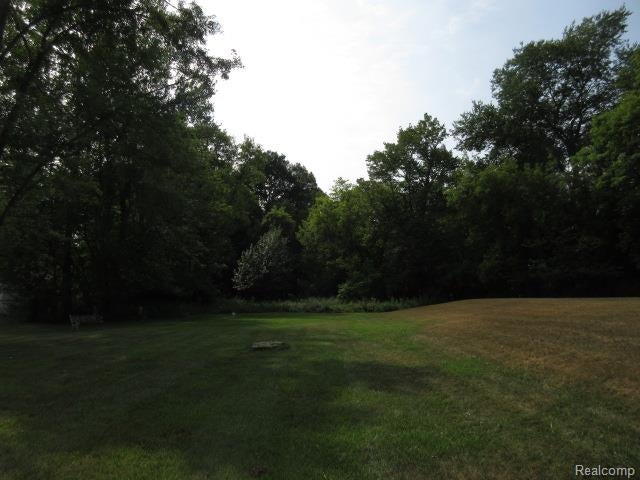319 Sherman Court