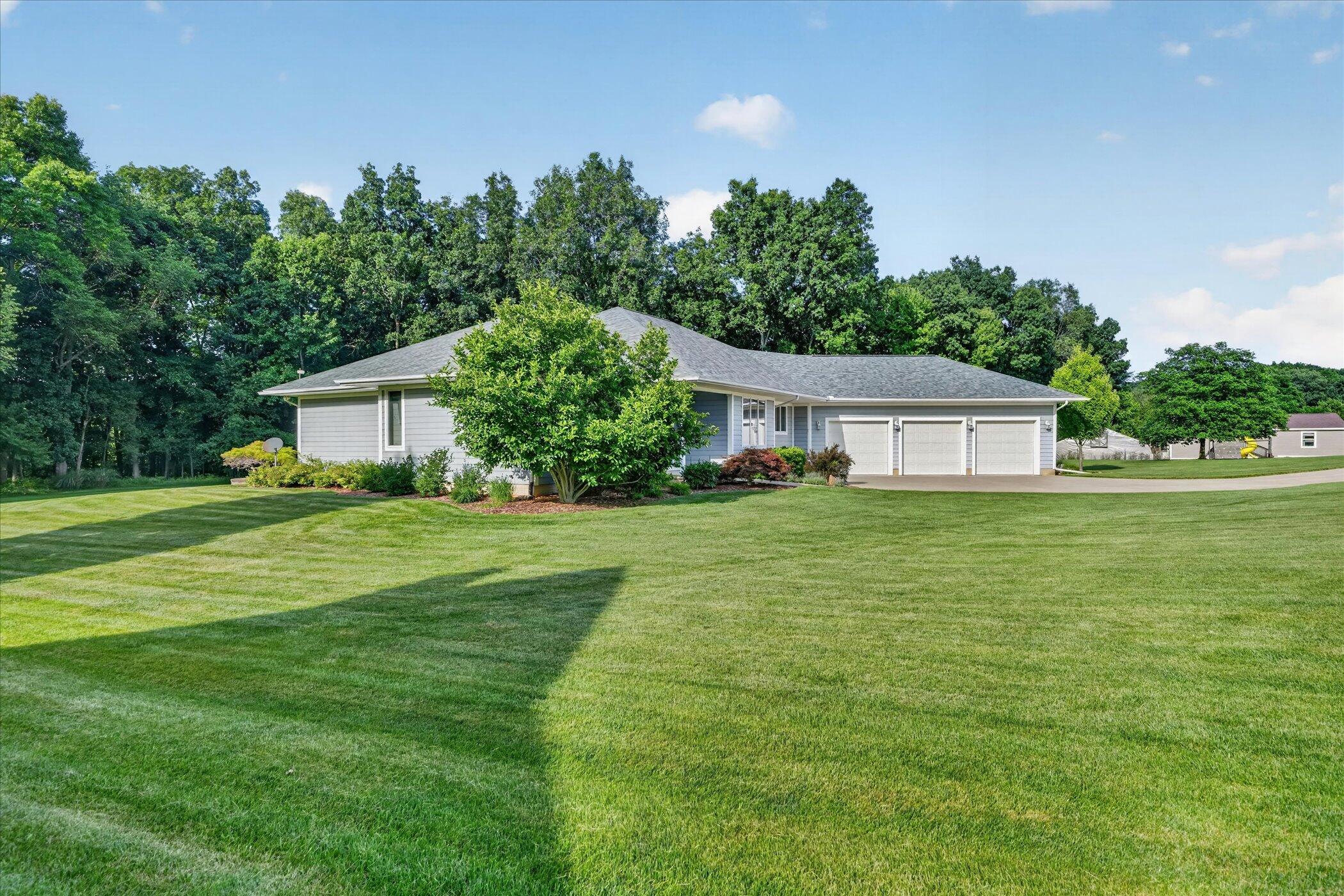 9348 Stoneview Lane