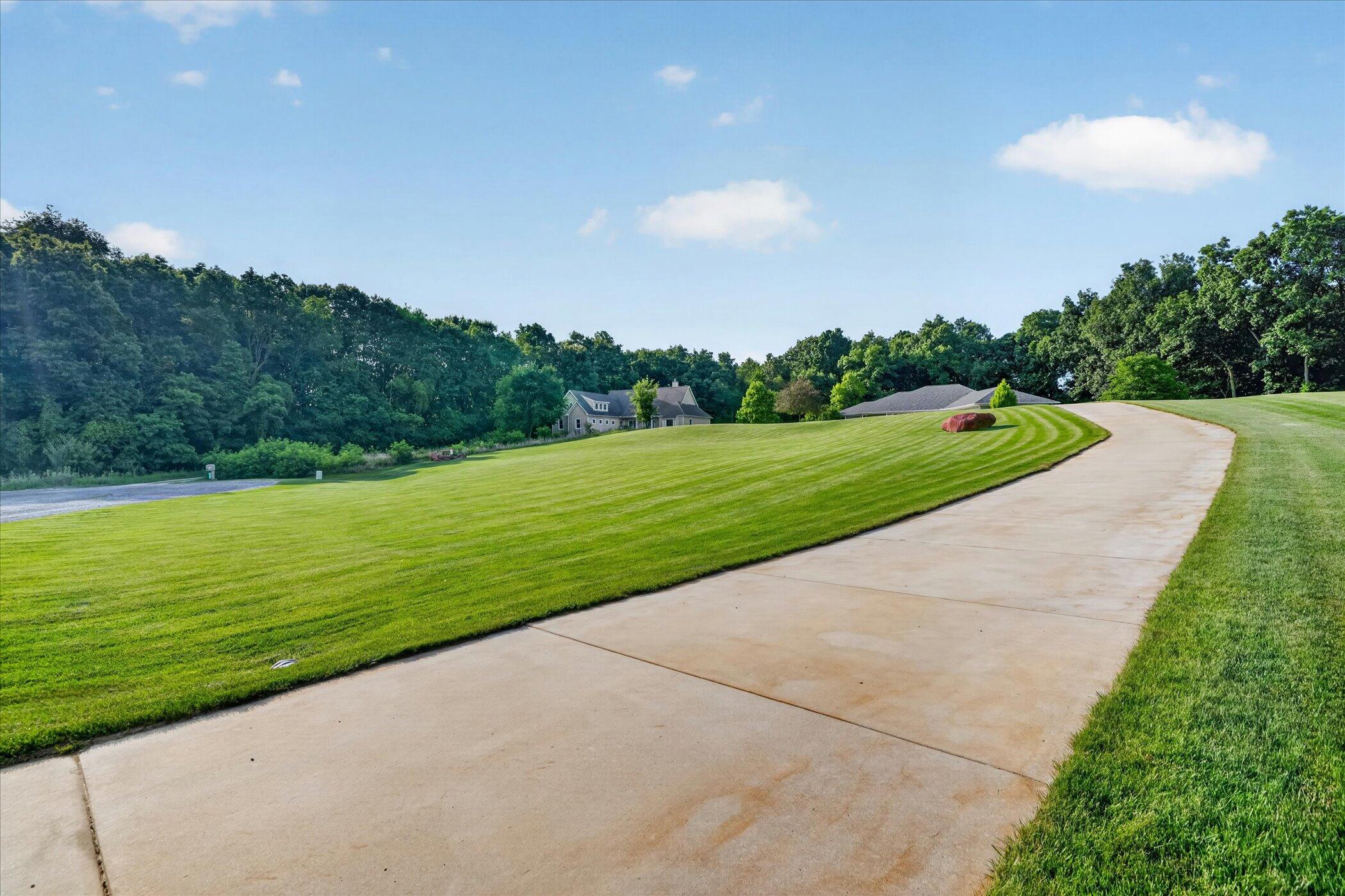 9348 Stoneview Lane