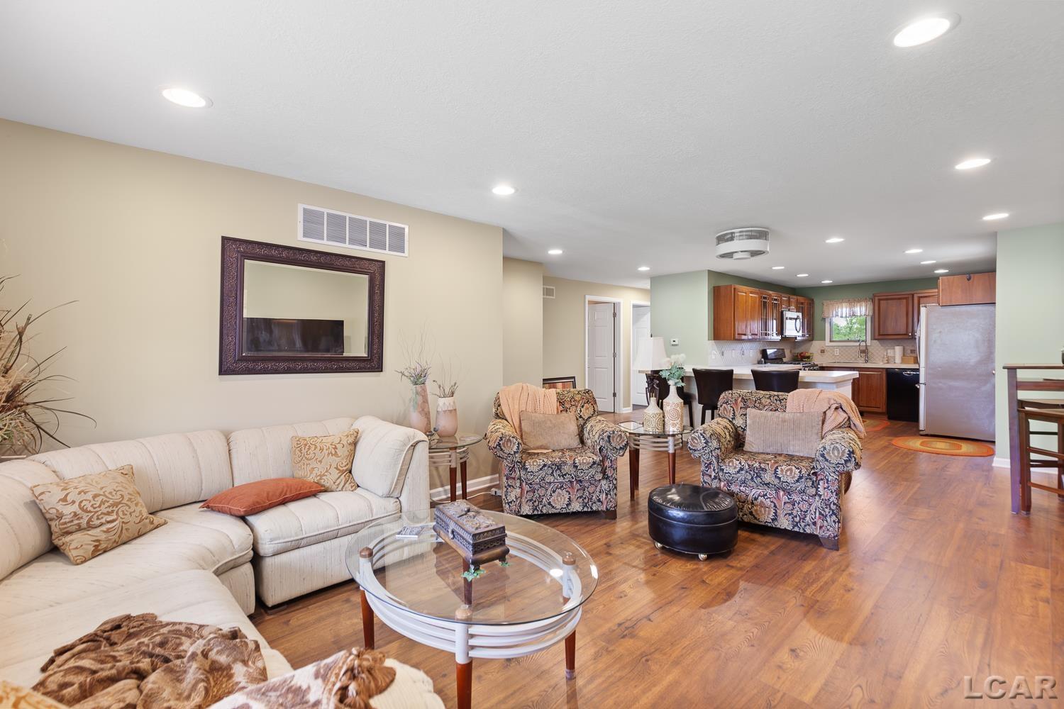 2831 Carson Highway