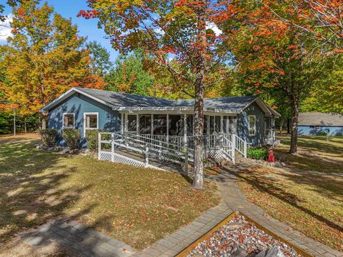 554 Westwood Road, Nw Rapid River Township MI 49612