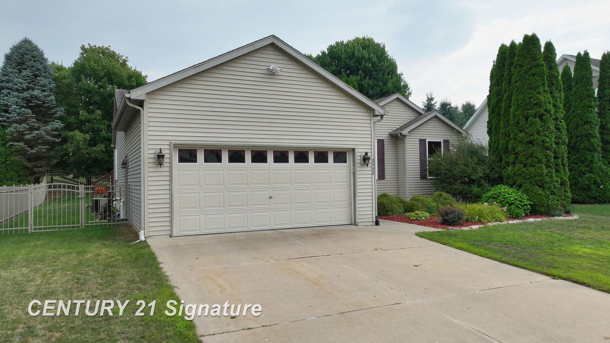 2442 Hickory Circle Drive Road