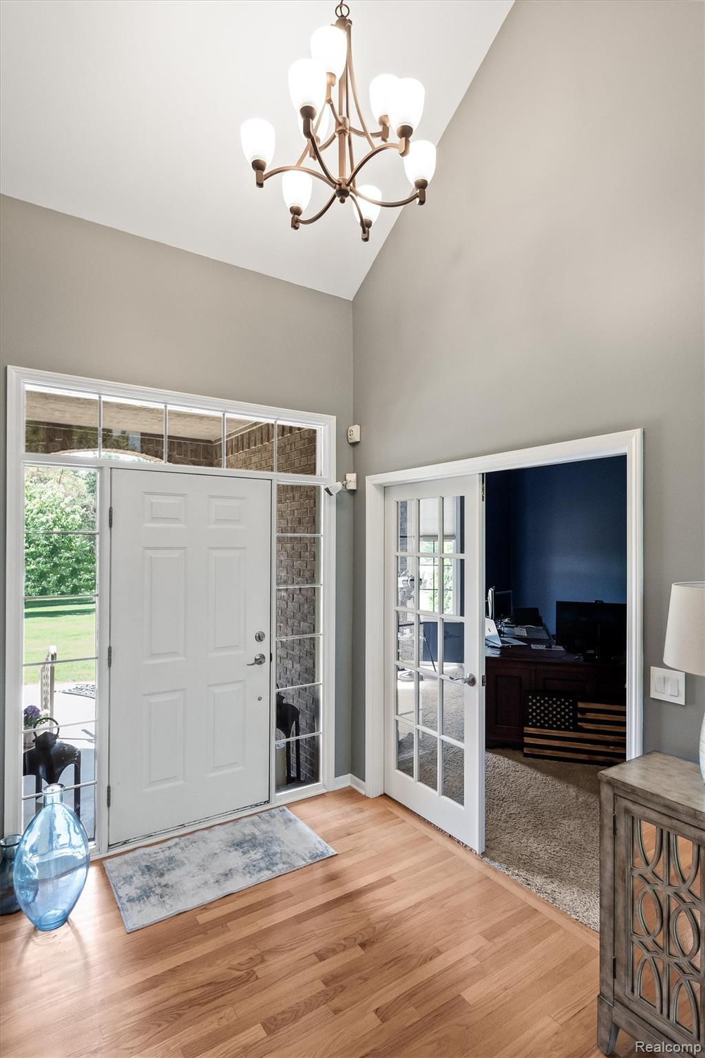 68960 Silver Fox Lane