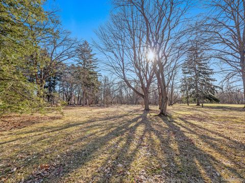 31050 BRIARCLIFF Road Franklin Village MI 48025